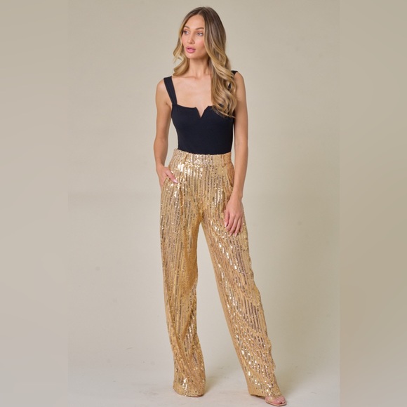 ✨ NEW Structured Wide-Leg Gold Sequin Pants | Glam Party Trousers ✨ - Picture 3 of 11